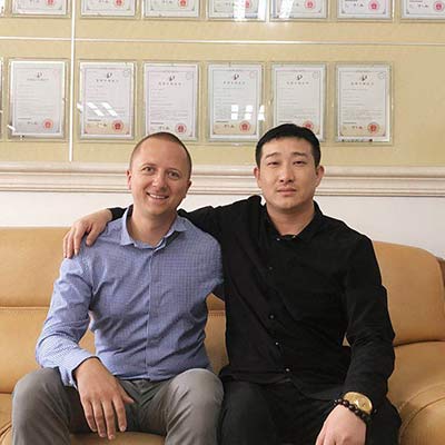 CEO d’ITS-AIM et CEO de Bozwang CEO d'ITS-AIM et CEO de Bozwang