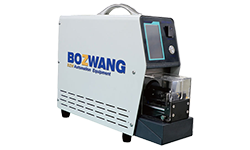 Appareils de traitement des câbles coaxiaux